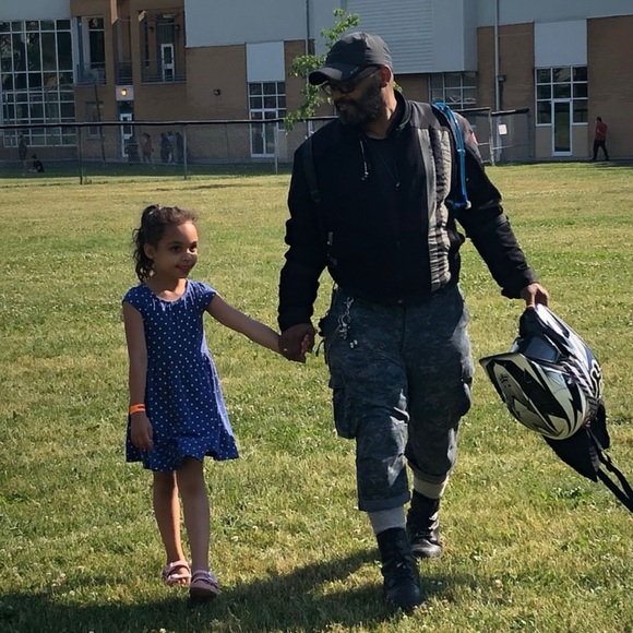 Meet your Posher, Seven - Picture 4 of 6